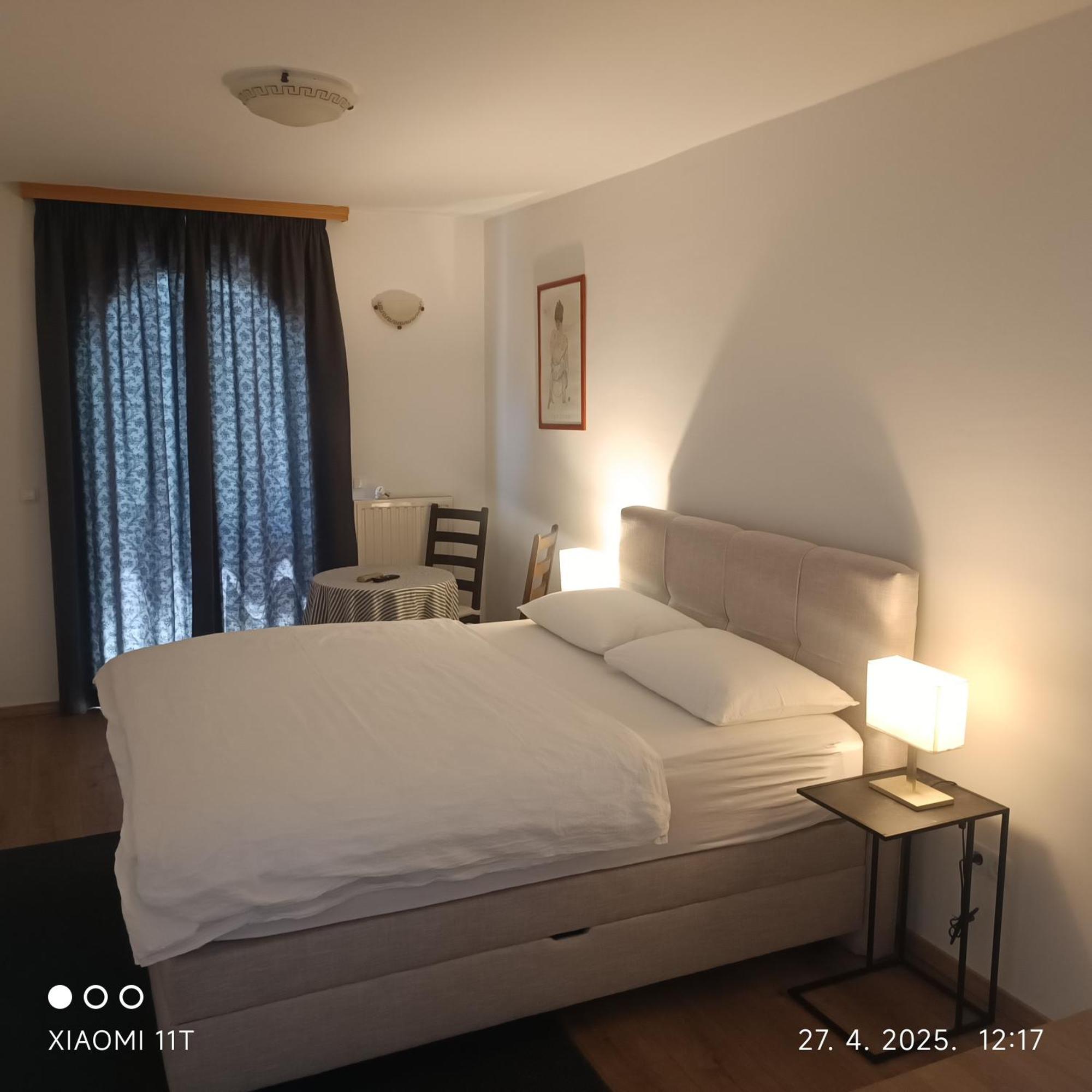 Marko Rooms คิร์ก ห้อง รูปภาพ